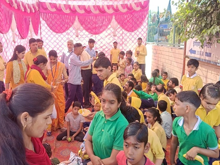 भिवानी में इनेलो ने मनाई पूर्व उप प्रधानमंत्री ताऊ देवीलाल की पुण्यतिथि।