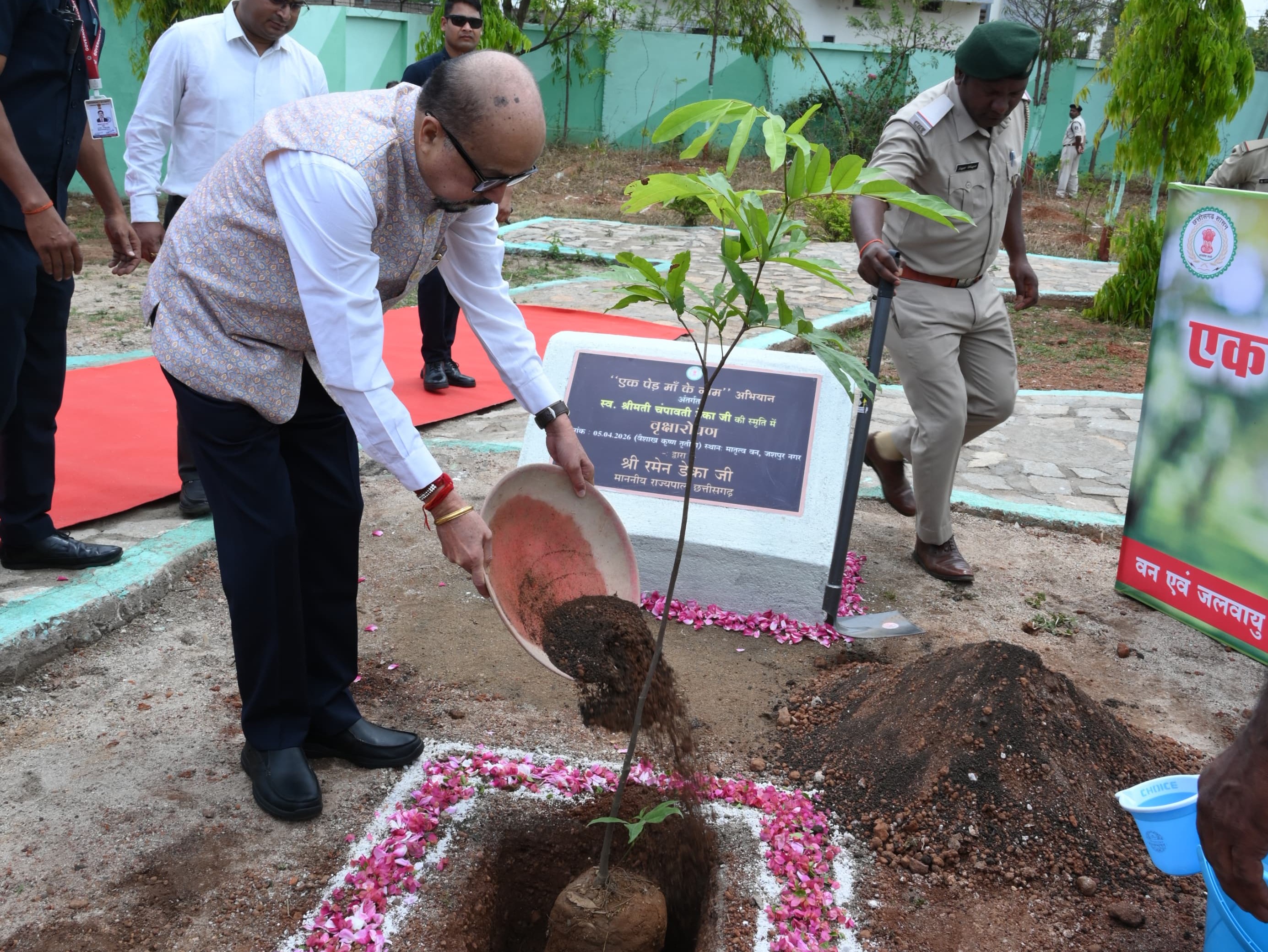 Jashpur Governors Campaign Against Drugs for Kids | Sickle Cell Focus