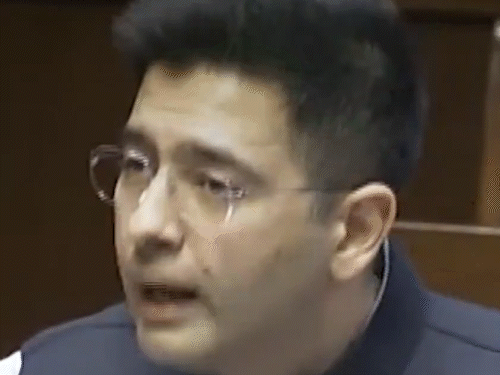 राघव चड्‌ढा ने सदन में नेशनल मुद्दे उठाने का वीडियो सोशल मीडिया पर शेयर किया था।