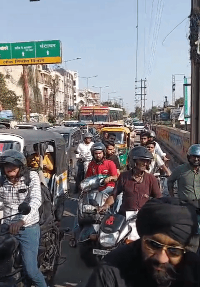 जीटी रोड पर लगा भीषण जाम