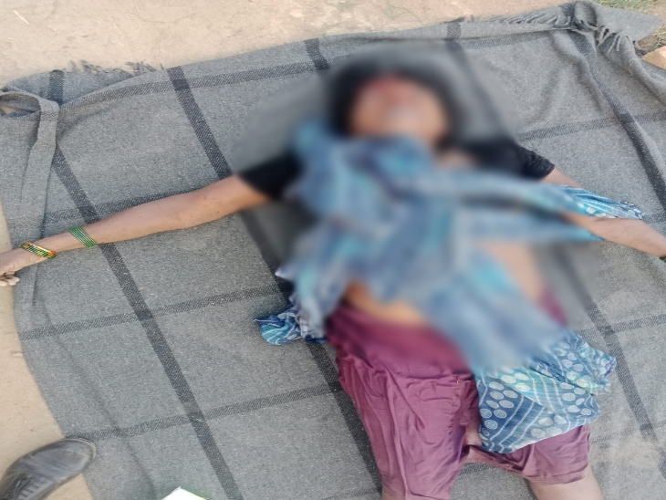 पड़ोसी ने परिजनों संग मिलकर हत्या की हत्या कर दी। - Dainik Bhaskar