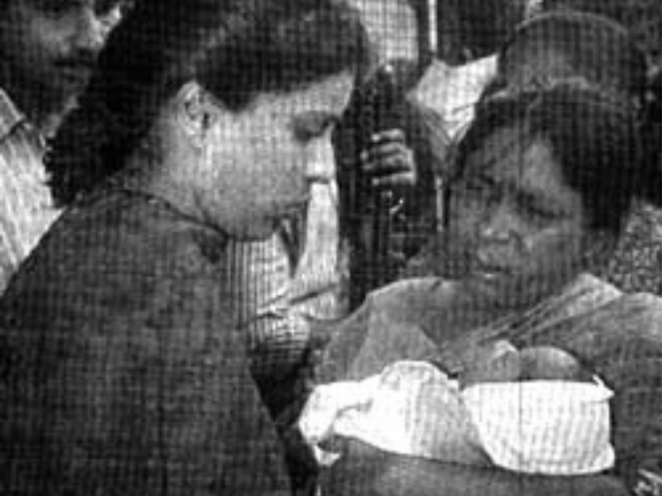 23 सितंबर 1997 को मुंबई से प्रणति डेका को गिरफ्तार किया गया था।