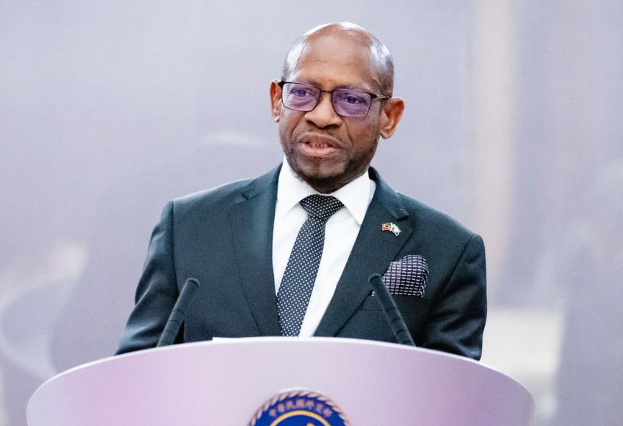 2024 में डेंजिल डगलस पहली बार भारत आए थे।