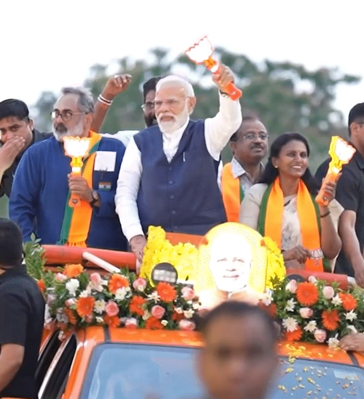 केरलम में PM नरेंद्र मोदी ने तिरुवल्ला में चुनावी रैली कर दावा किया कि राज्य में बदलाव तय है और LDF सरकार का काउंटडाउन शुरू हो चुका है।