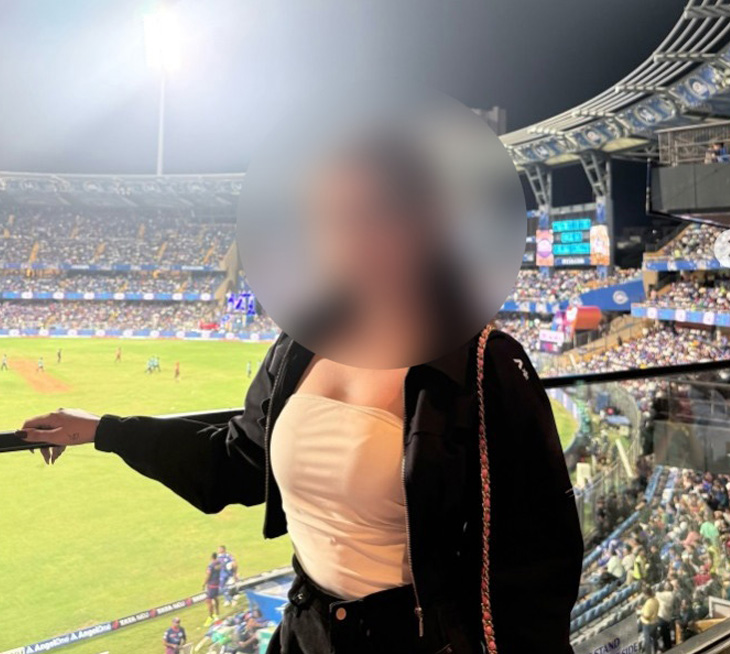 मॉडल जिसके हाथ पर टैटू की वजह से उसे अर्शदीप से जोड़ा जा रहा है।