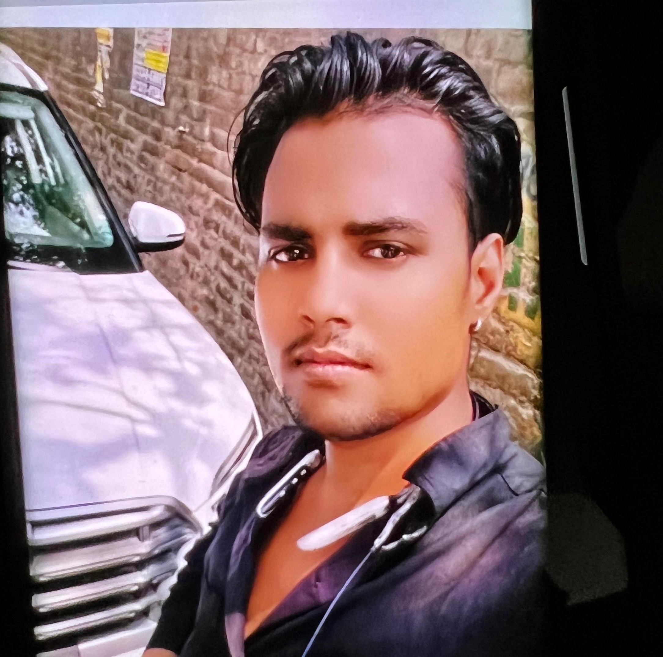 सुसाइड करने वाला युवक स्माइल।