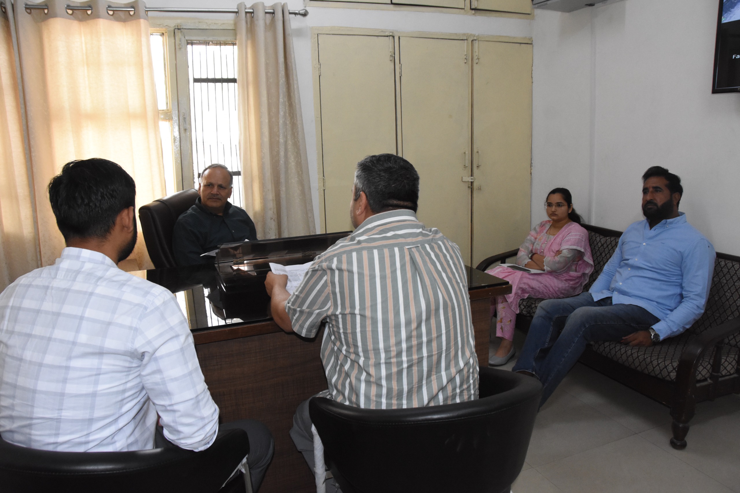 पंचकूला में DC ने किया अनाजमंडियों का निरीक्षण:  फसलों की खरीद और उठान व्यवस्था का लिया जायजा, सभी व्यवस्थाएं करवाएं सुनिश्चित – Panchkula News