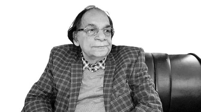 अबू हासेम 'दालू बाबू' के नाम से मशहूर थे।