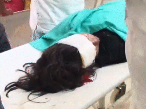 सड़क हादसे में खुशबू दिन खातून (19) की मौत हो गई।