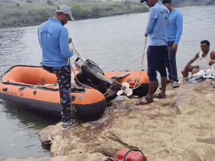 Youth Body Found in Bihar River, Rewa | SDRF Search Operation