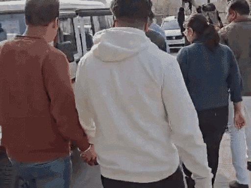 बैंक घोटाले में ACB की टीम बैंक कर्मियों सहित ज्वैलर्स और हरियाणा सरकार के 2 वित्त अधिकारियों को गिरफ्तार कर चुकी है। - Dainik Bhaskar