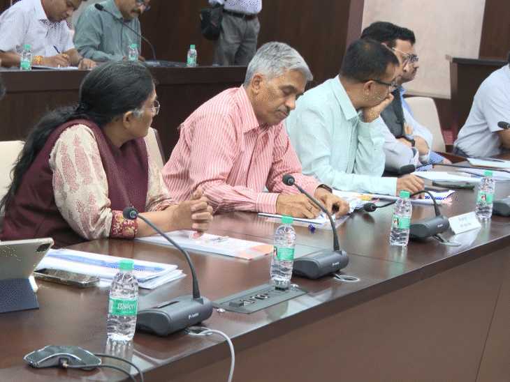 MP Chief Secretary Complaint Officer; ACS Deepali Flags Ground Reality Gap