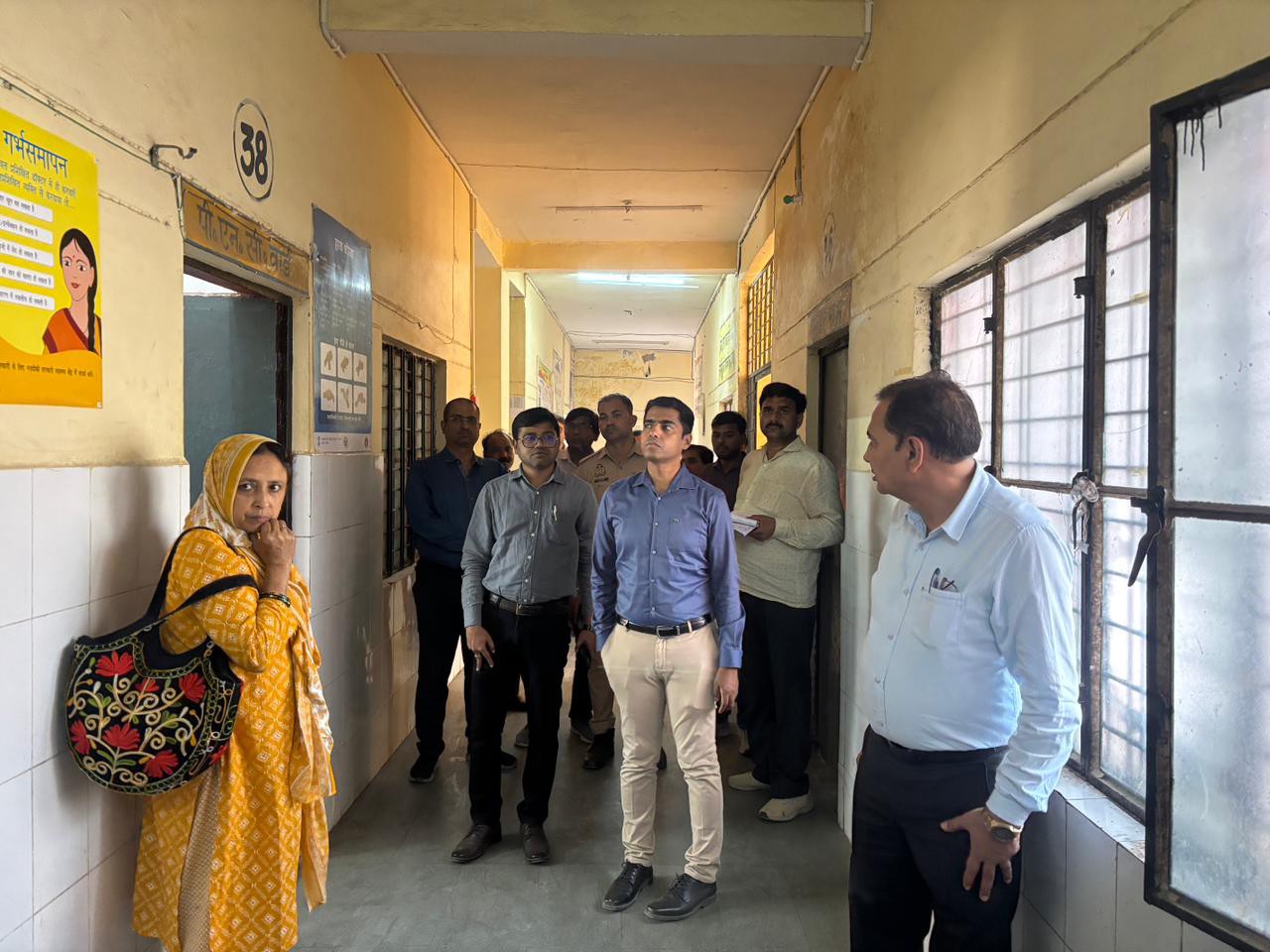 Devipur CDO Slams Filth at CHC DeviPur, Orders System Improvement