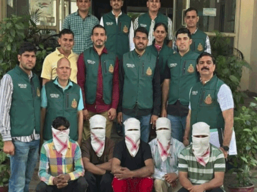 दिल्ली पुलिस के पहले ऑपरेशन में पकड़े गए आरोपी।