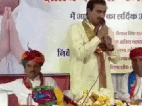 जयपाल ने कहा कि वे खुद अध्यक्ष बनने के लिए ज्यादा इच्छुक नहीं थे, लेकिन धर्मेंद्र राठौड़ ने उन्हें इसके लिए प्रेरित किया।