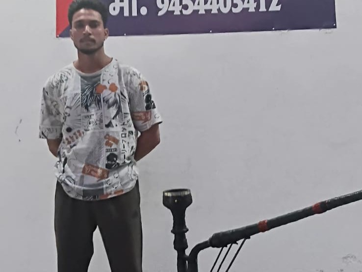 पुलिस ने एक आरोपी अभिषेक को गिरफ्तार कर लिया।