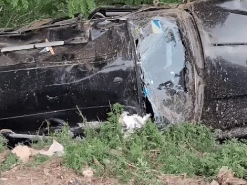 इस स्कॉर्पियों कार में सवार था ट्रांसपोर्टर ऋतिक शर्मा।