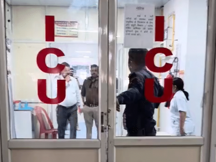 लड़की को आईसीयू में भर्ती कराया गया है।