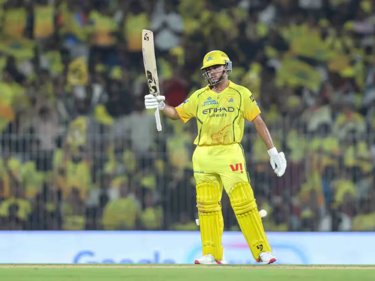 आयुष म्हात्रे ने 36 गेंदों पर 59 रन बनाए, जिसमें 3 चौके और 4 सिक्स शामिल रहा।