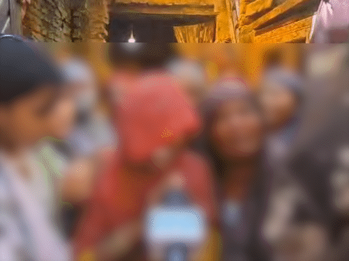 बच्ची की मां ने कहा- मेरी बेटी को मारने वाला का हाथ-पैर तोड़ दो। मुझे इंसाफ चाहिए।