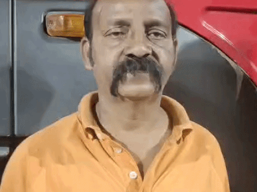 फायर ब्रिगेड अधिकारी ने कहा फैक्ट्री में नहीं थे फायर सेफ्टी उपकरण।