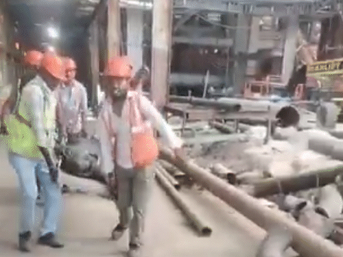 हादसे में 3 लोगों की मौके पर ही मौत हो गई थी।