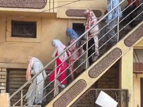 मैट्रिमोनियल साइट के जरिए 7693 लोगों से 1.11 करोड़ ठगे:  लोक सेवा केंद्र की आड़ में फर्जीवाड़ा, रजिस्ट्रेशन-मीटिंग फीस के बहाने रकम वसूली, 26 अरेस्ट – Chhattisgarh News