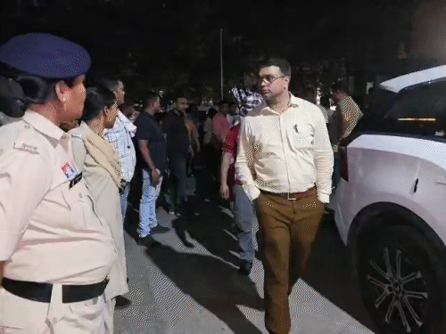 मास्टरमाइंड के अलावा कुछ अन्य पुरुषों को भी गिरफ्तार किया गया है।