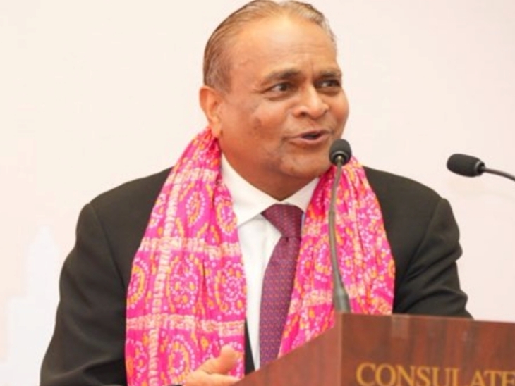 पीड़ित एनआरआई केके मेहता का कहना है कि पुलिस इस मामले में काफी धीरे कार्रवाई कर रही है।