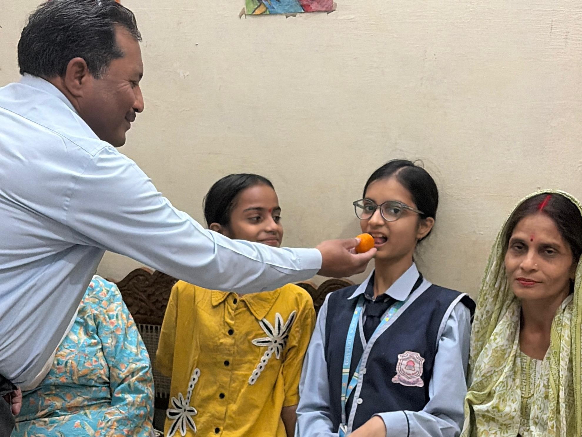 CBSE High School Results: Shaurya Bajpai 98.4%, Srishti Dixit 95.8% ...