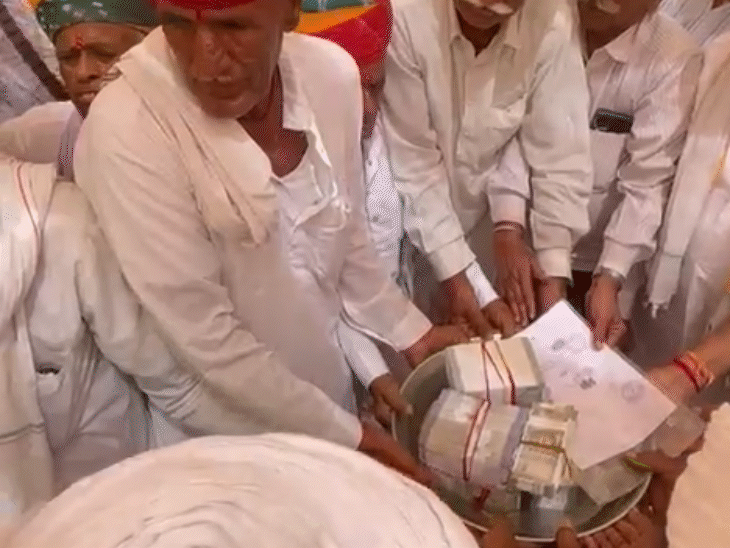 3 किसान भाई गंगाराम, शिवलाल, खीयाराम और श्रवणराम ने मिलकर ये मायरा भरा है।