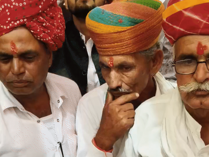 समाज के सदस्यों की मौजूदगी में ये मायरा भरा गया।