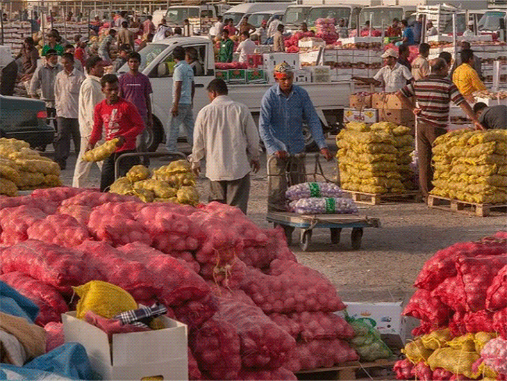 Wholesale Inflation Hits 3.88% in March; Essentials, Fuel Costlier