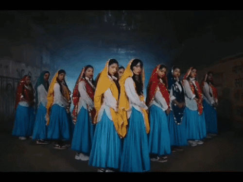 बादशाह ने ‘टटीरी’ सॉन्ग बदलाव के साथ रिलीज किया:  रोडवेज बस का सीन-विवादित लाइन हटाई, हरियाणवी पहनावे में इस बार अंडरपास में नाचती दिखाईं लड़कियां – Sonipat News