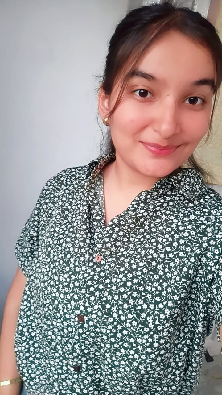 सतना: अंशिका पांडे को 461 अंक सतना के देवराज नगर की अंशिका पांडे ने 12वीं में 500 में से 461 अंक प्राप्त किए हैं। वह शासकीय मॉडल हायर सेकेंडरी स्कूल की छात्रा हैं। उनके पिता का नाम अशोक पांडे हैं।