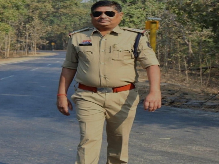 सब इंपेक्टर अजय कुमार सिंह की फाइल फोटो।