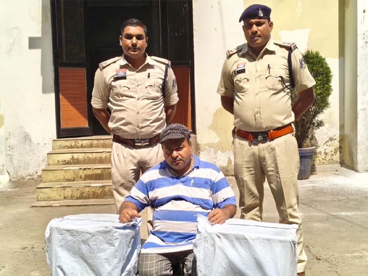 नकली सिगरेट के साथ आरोपी को पुलिस ने गिरफ्तार कर लिया - Dainik Bhaskar