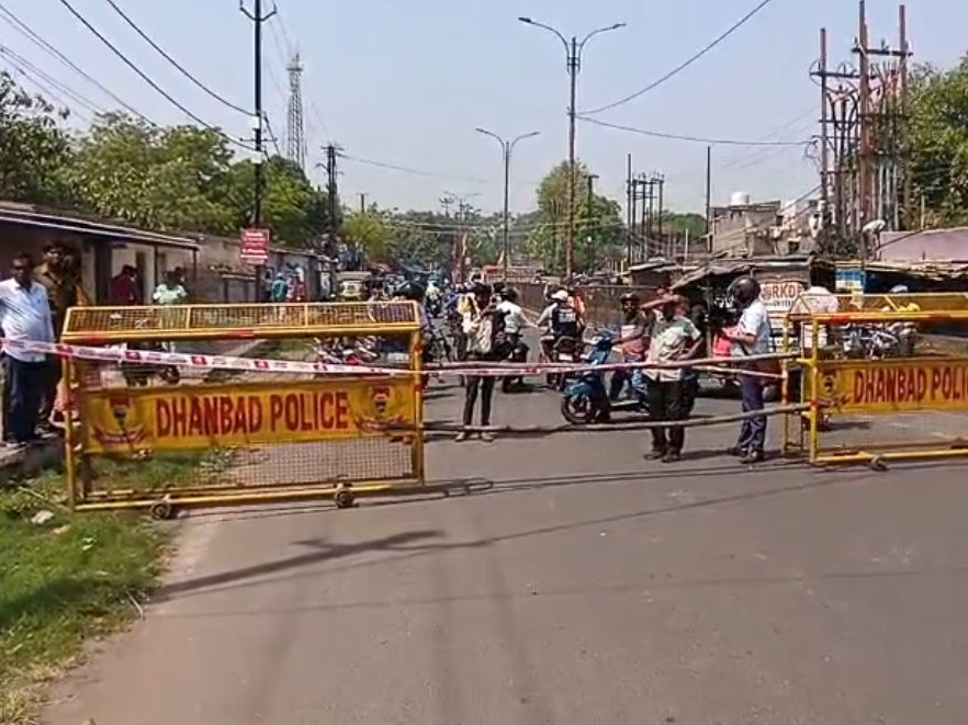 NH collapses in Kendua; Dhanbad route closed, 60 meters of road ...