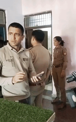 होटल पहुंची पुलिस ने स्टाफ से पूछताछ की ।
