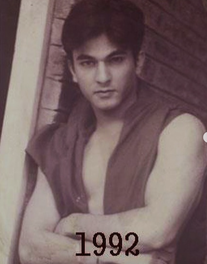 विकास ने महज 17 साल की उम्र में अपना केटरिंग बिजनेस शुरू किया था।