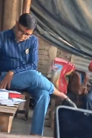 16 अप्रैल को फूड विभाग की टीम दुकान पहुंची और वहां पर चाय के सैंपल लिए।