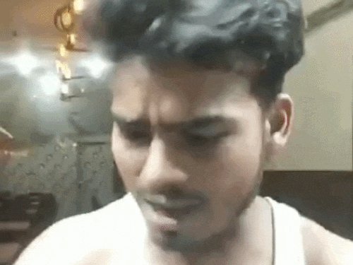 दुकान मालिक ने दी जानकारी ।