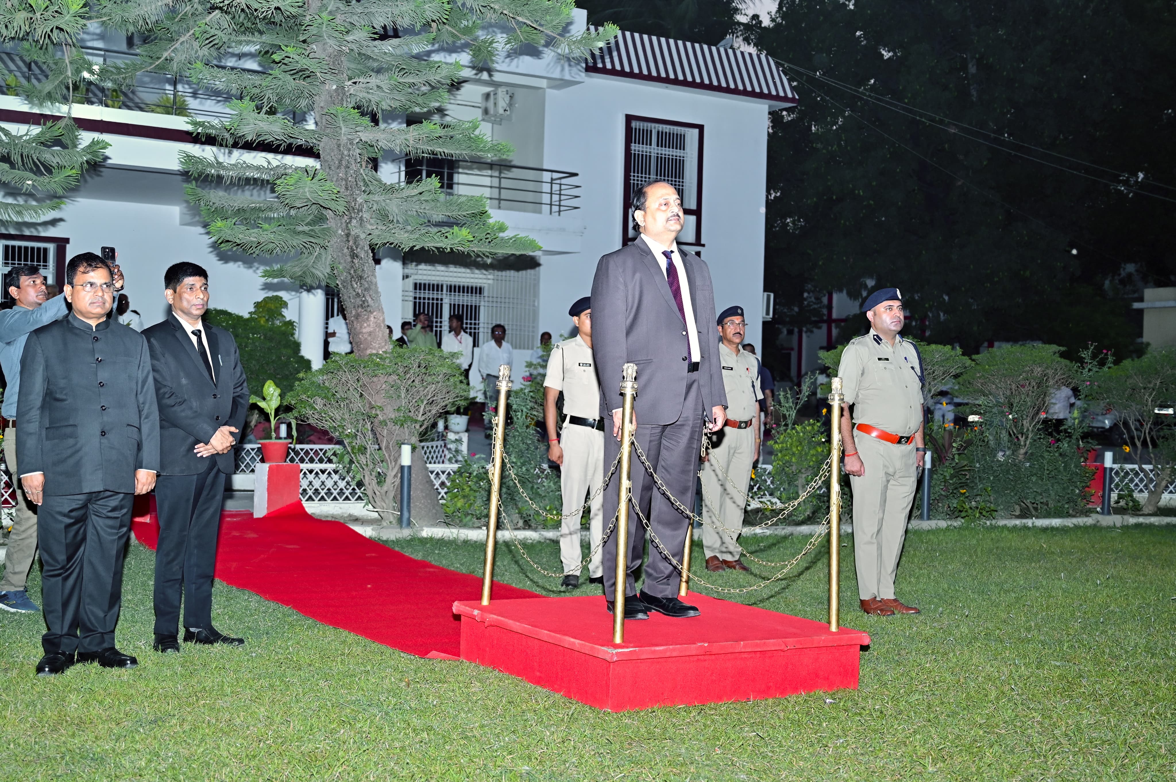 बेगूसराय में बनेगा नया कोर्ट कैंपस:  हाई कोर्ट के मुख्य न्यायाधीश ने की बैठक, गवाहों की सुरक्षा व्यवस्था मजबूत करने के दिए निर्देश – Begusarai News