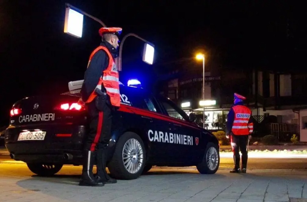 घटना के बाद पुलिस ने इलाके में घेराबंदी की।