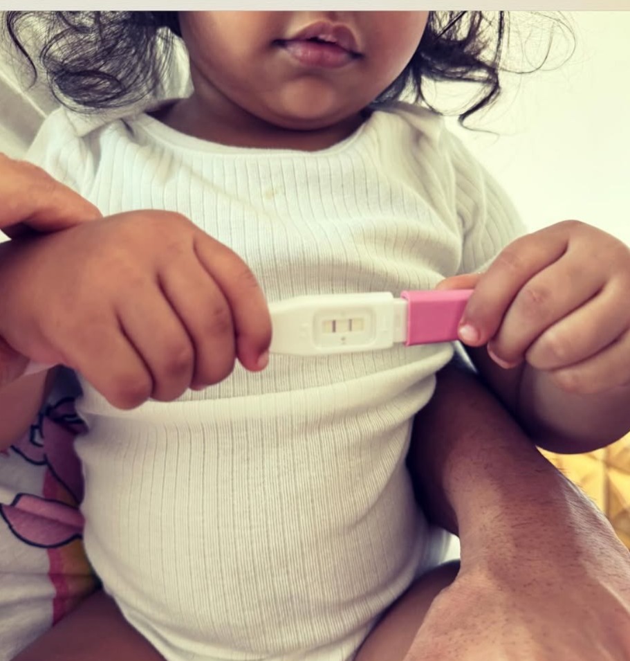 दीपिका और रणवीर के इंस्टाग्राम हैंडल पर दुआ की यह तस्वीर शेयर की गई।