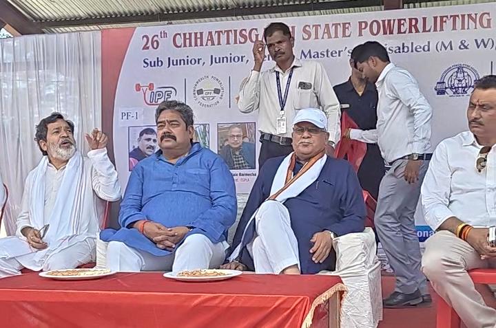 भिलाई में कार्यक्रम में शामिल हुए भूपेश बघेल।