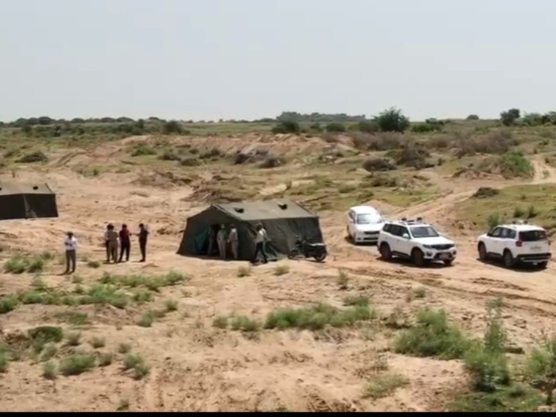 राजघाट पर टेंट - Dainik Bhaskar