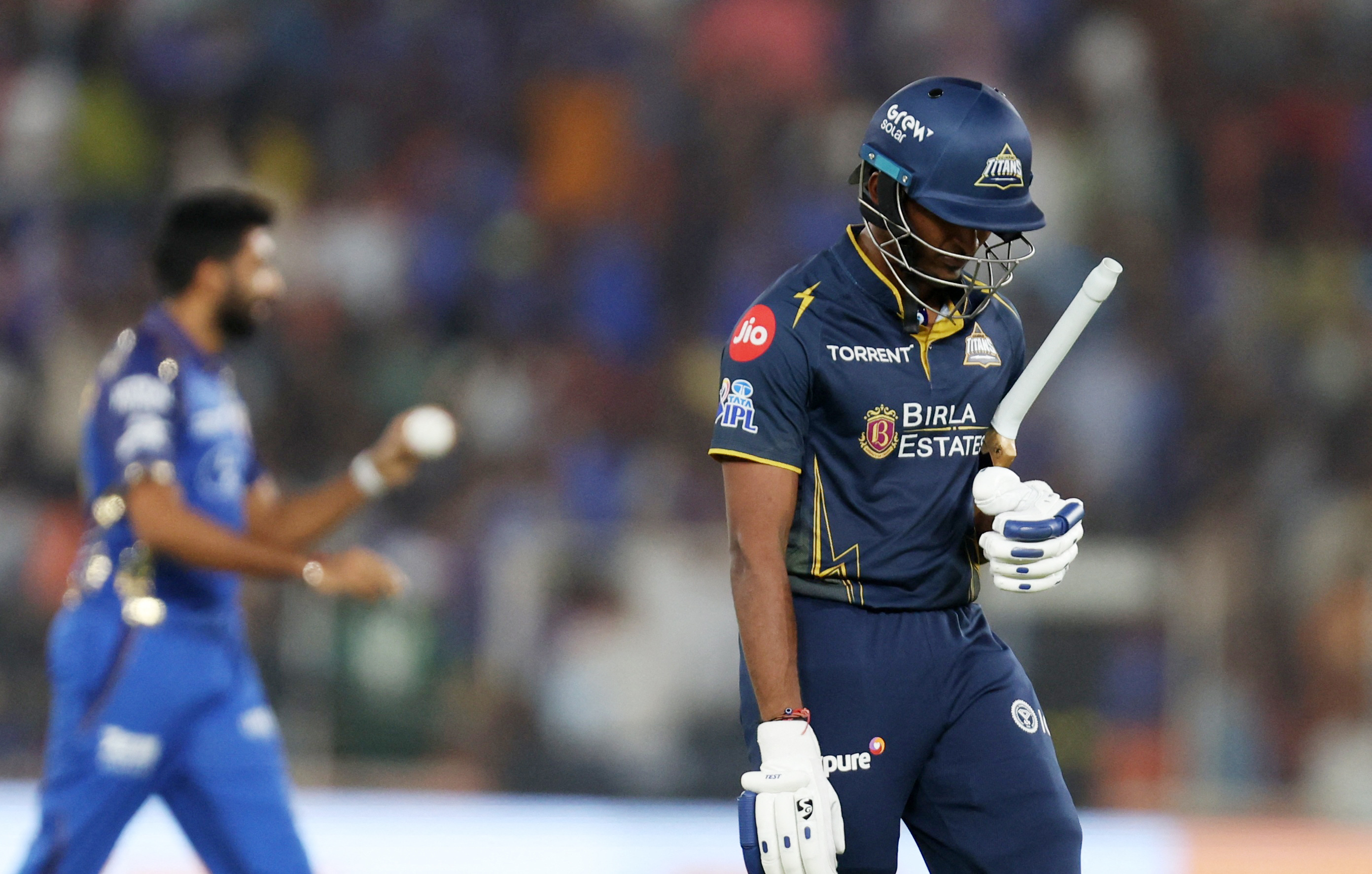 Shubman Gill; GT vs MI IPL 2026 LIVE Score Update | Rohit Sharma Hardik ...