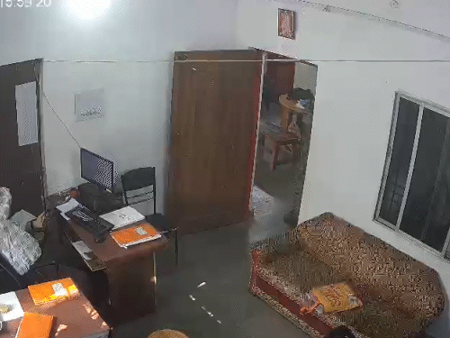 ASI ने केस की जानकारी मांगने गए BJP कार्यकर्ता को तड़ातड़ 20 थप्पड़ मारे। - Dainik Bhaskar