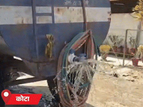 राजस्थान के कोटा में 19 अप्रैल को दिन का तापमान 42°C पहुंच गया, जबकि बिहार के बक्सर में 20 अप्रैल को गर्मी के कारण 10 स्टूडेंट स्कूल में बेहोश हो गए।